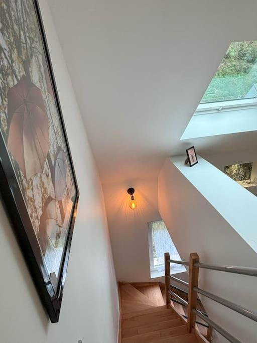 Duplex Parapluies De Cherbourg Netflix Parking Extérieur photo